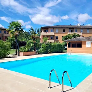  Appartement Le Montauriol - Logement Avec Terrasse - Piscine -tennis - Place De Parking Privee
